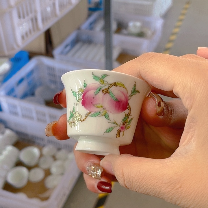 瓷片是的就是这样下去会影响别人