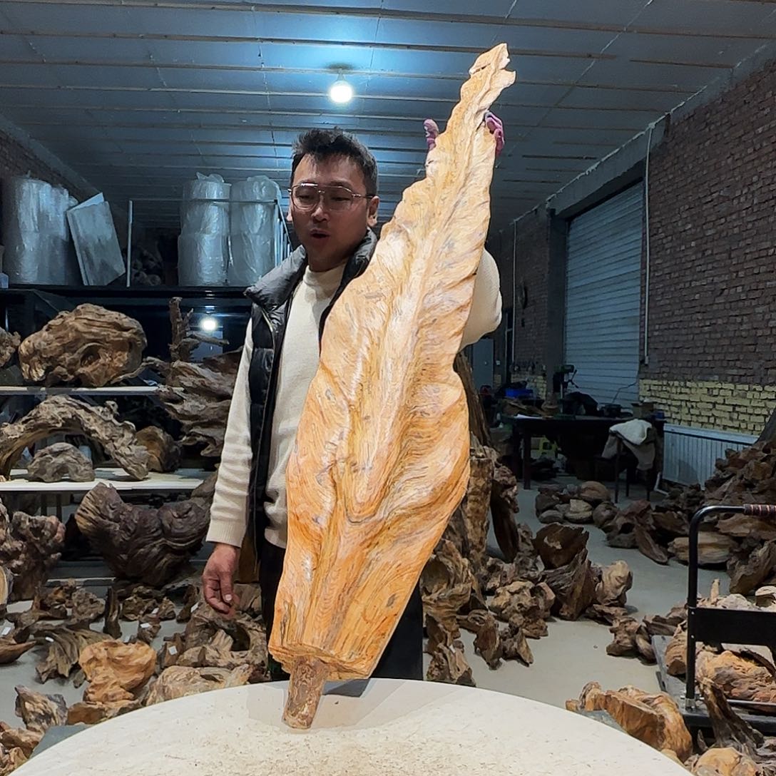 八***童松木北沉香琥珀木工艺