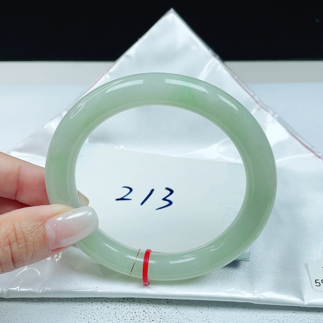 翡翠未镶嵌手镯 圆条59