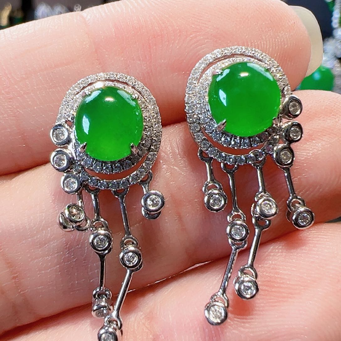 翡翠耳饰18K金镶嵌签收后24小时鉴赏期