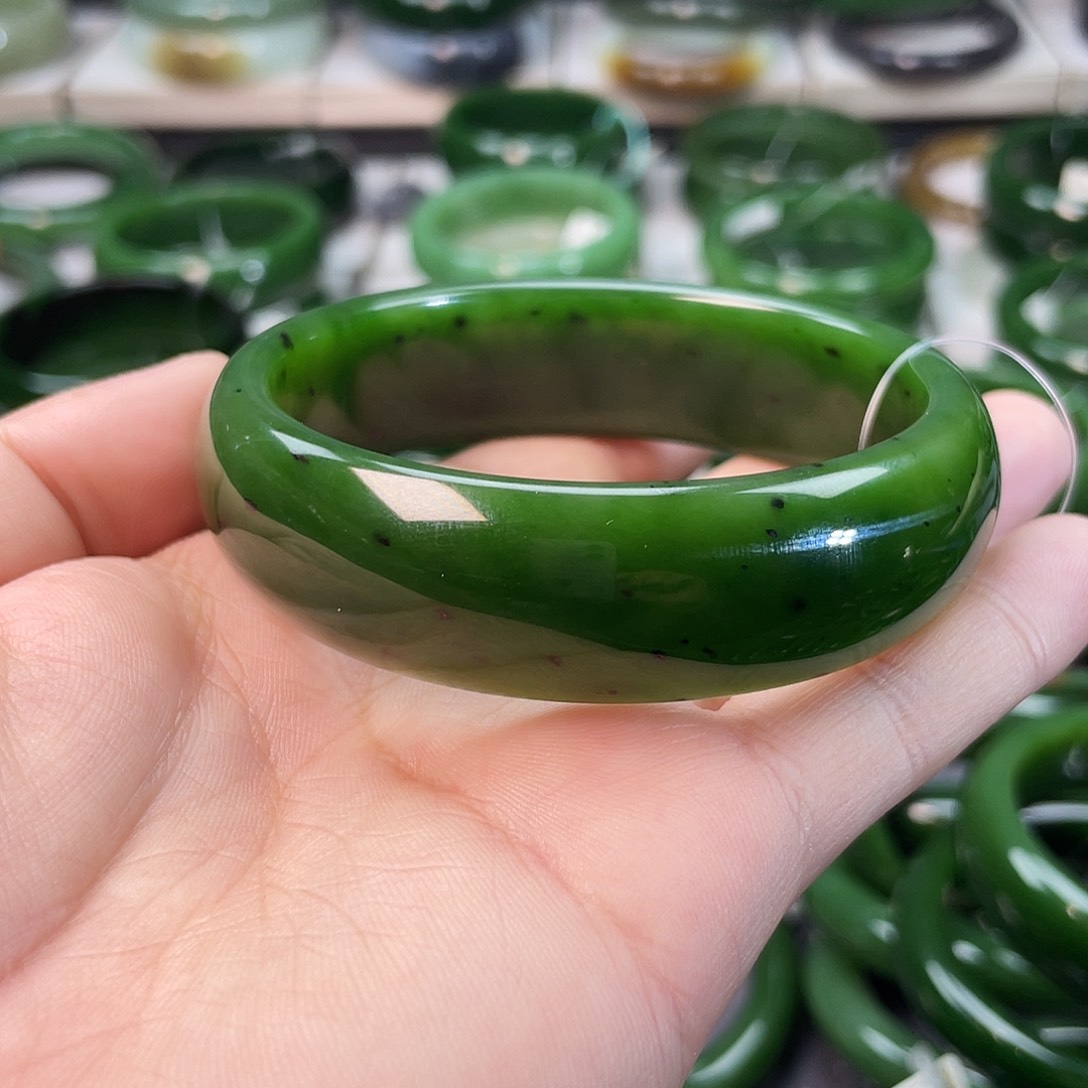 和田玉（碧玉）手镯未镶嵌