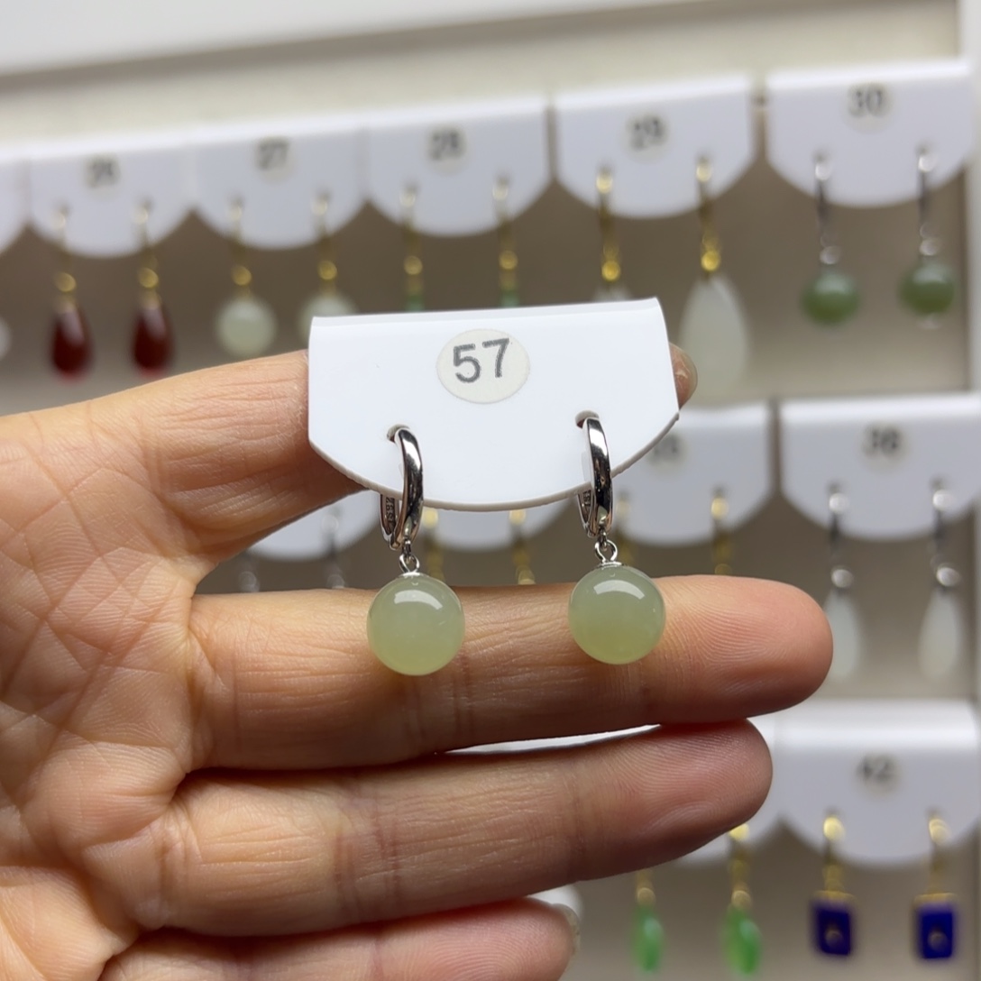 和田玉银S925镶嵌耳饰