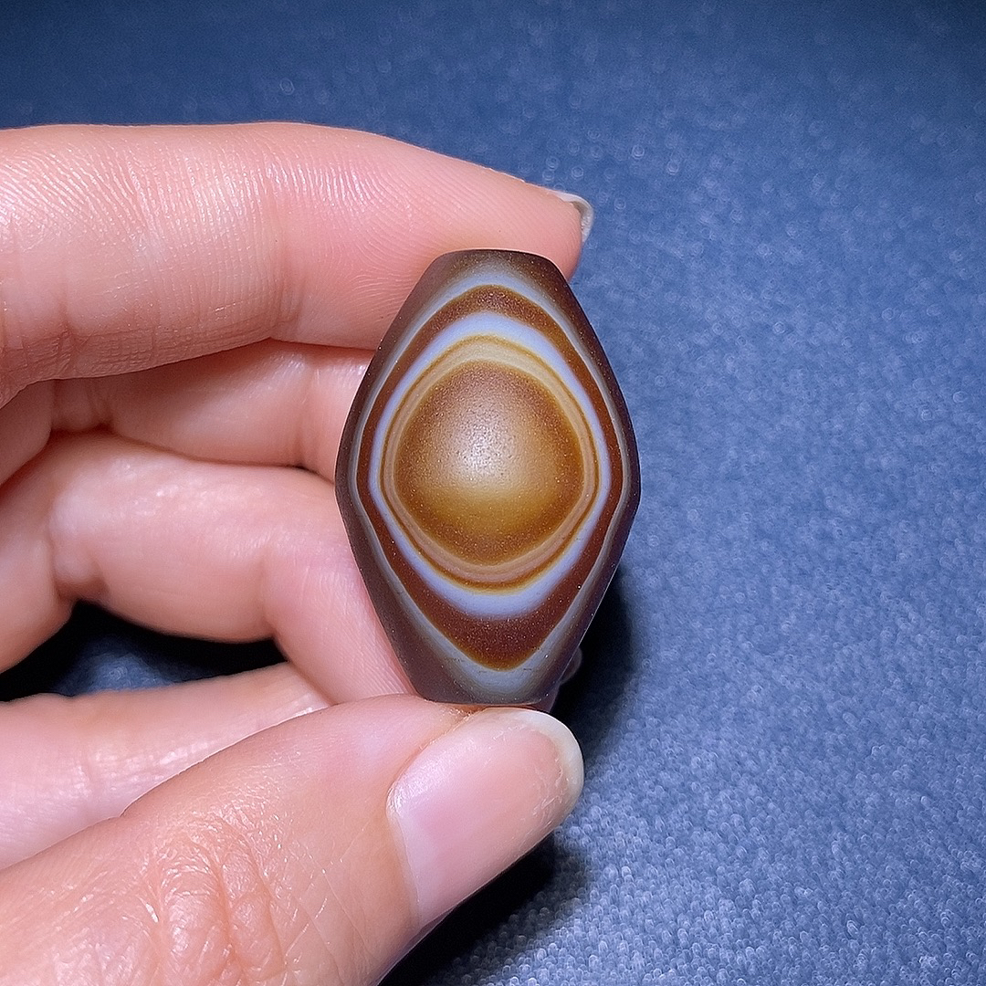 缠丝玛瑙天眼橄榄珠佛珠颈饰吊坠挂件配饰无孔，尺寸20*29.5mm左右