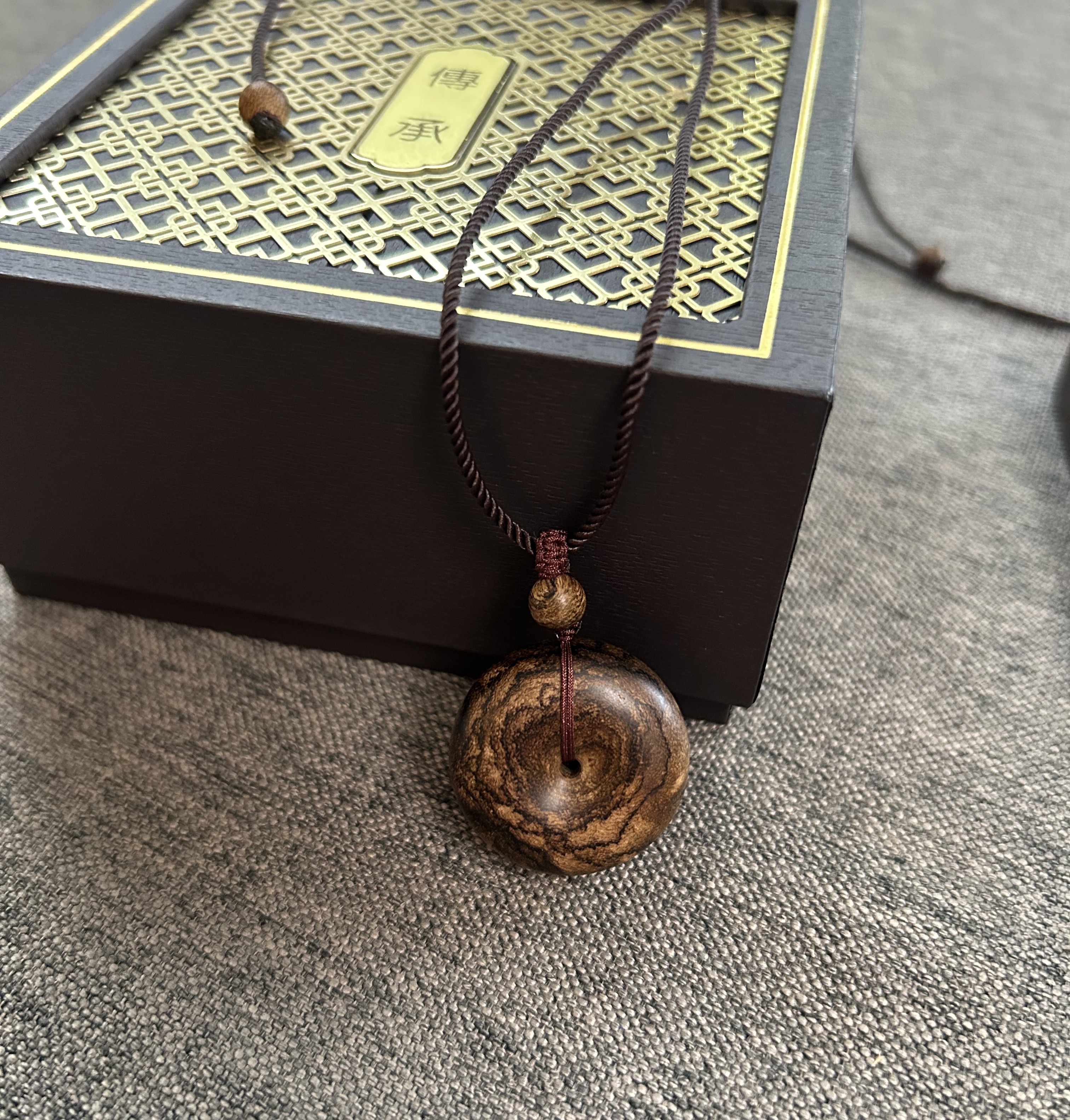 沉香【观世沉香】马尼涝虎斑纹沉香平安扣（多样性发其一）