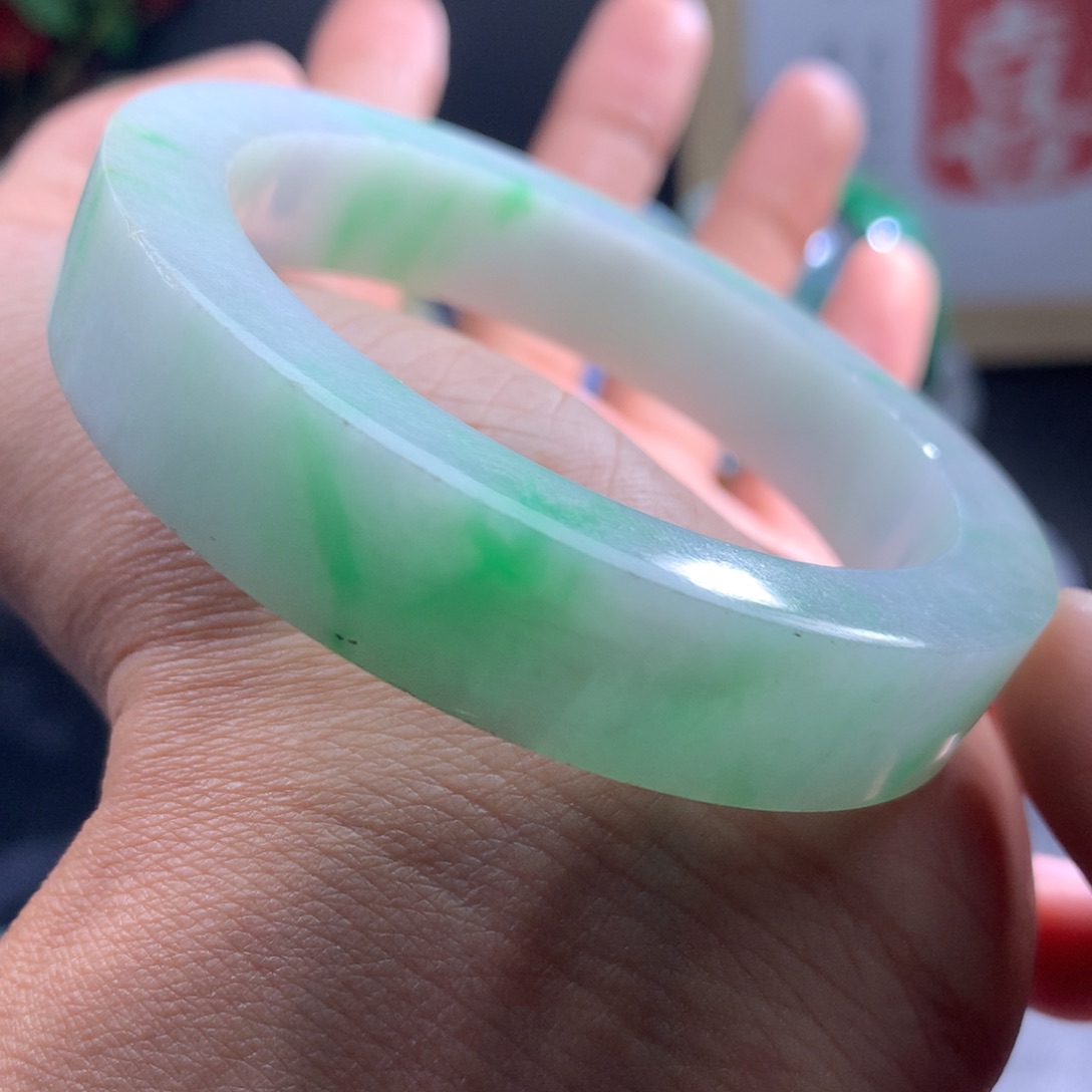 定制翡翠手镯未镶嵌