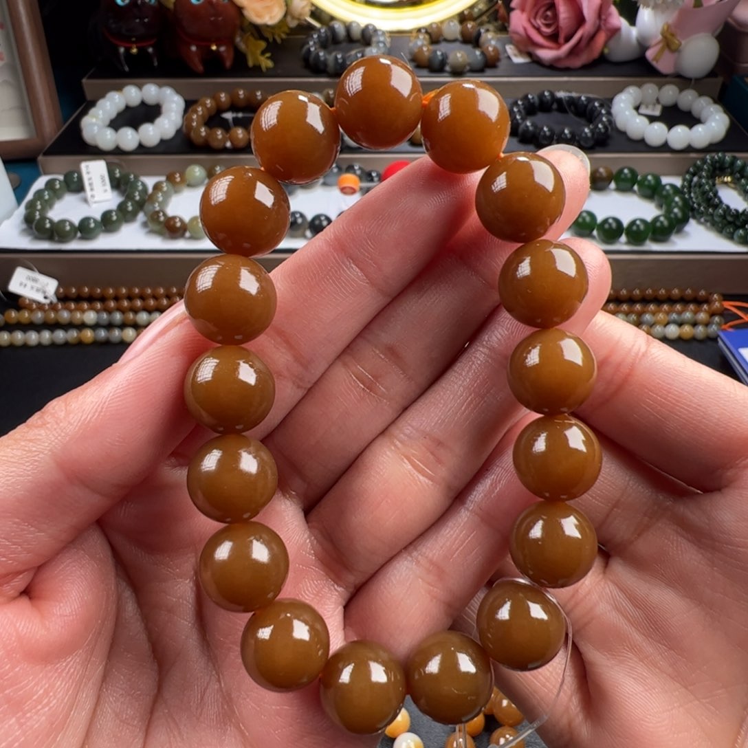 和田玉手链未镶嵌时**你