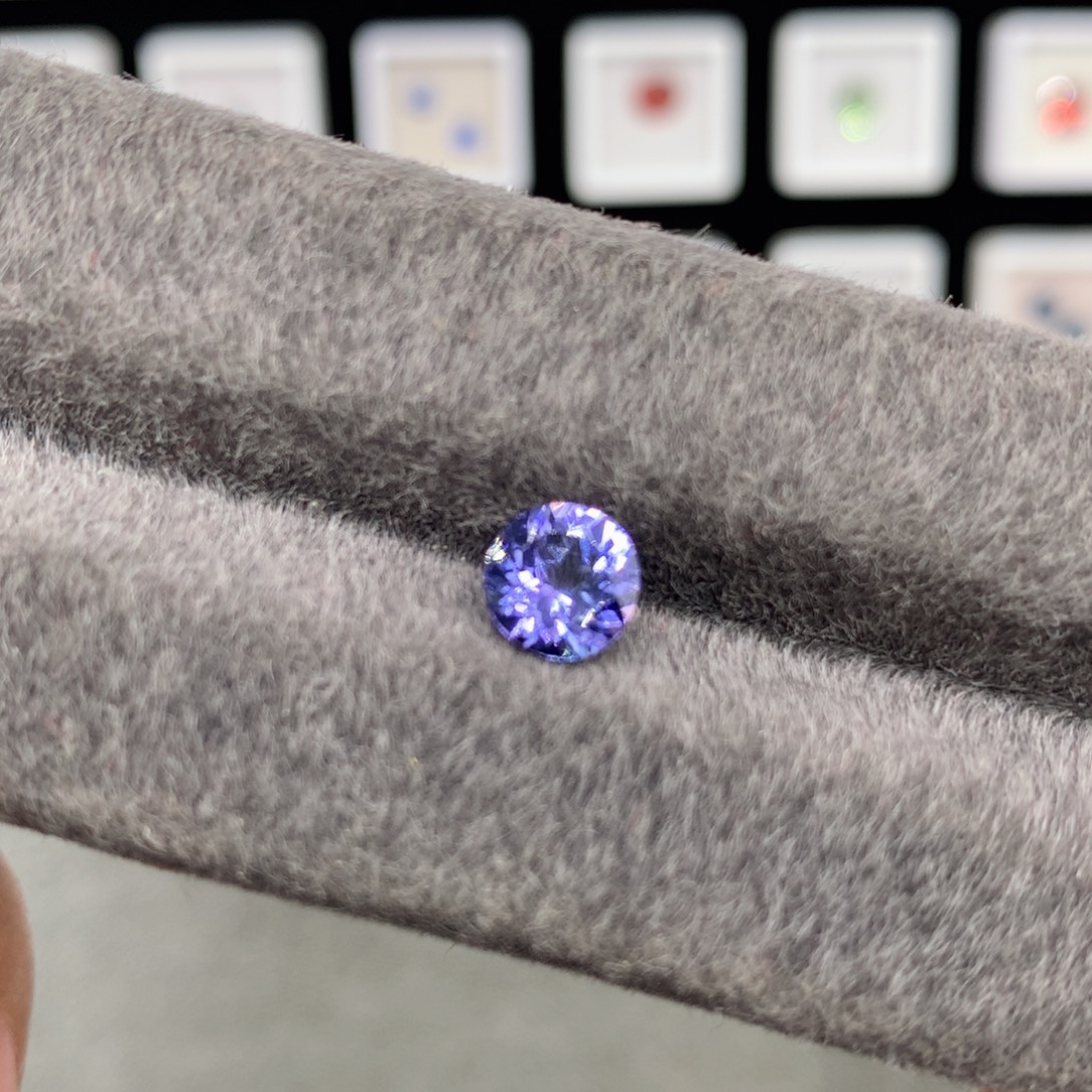 坦桑石未镶嵌裸石圆7