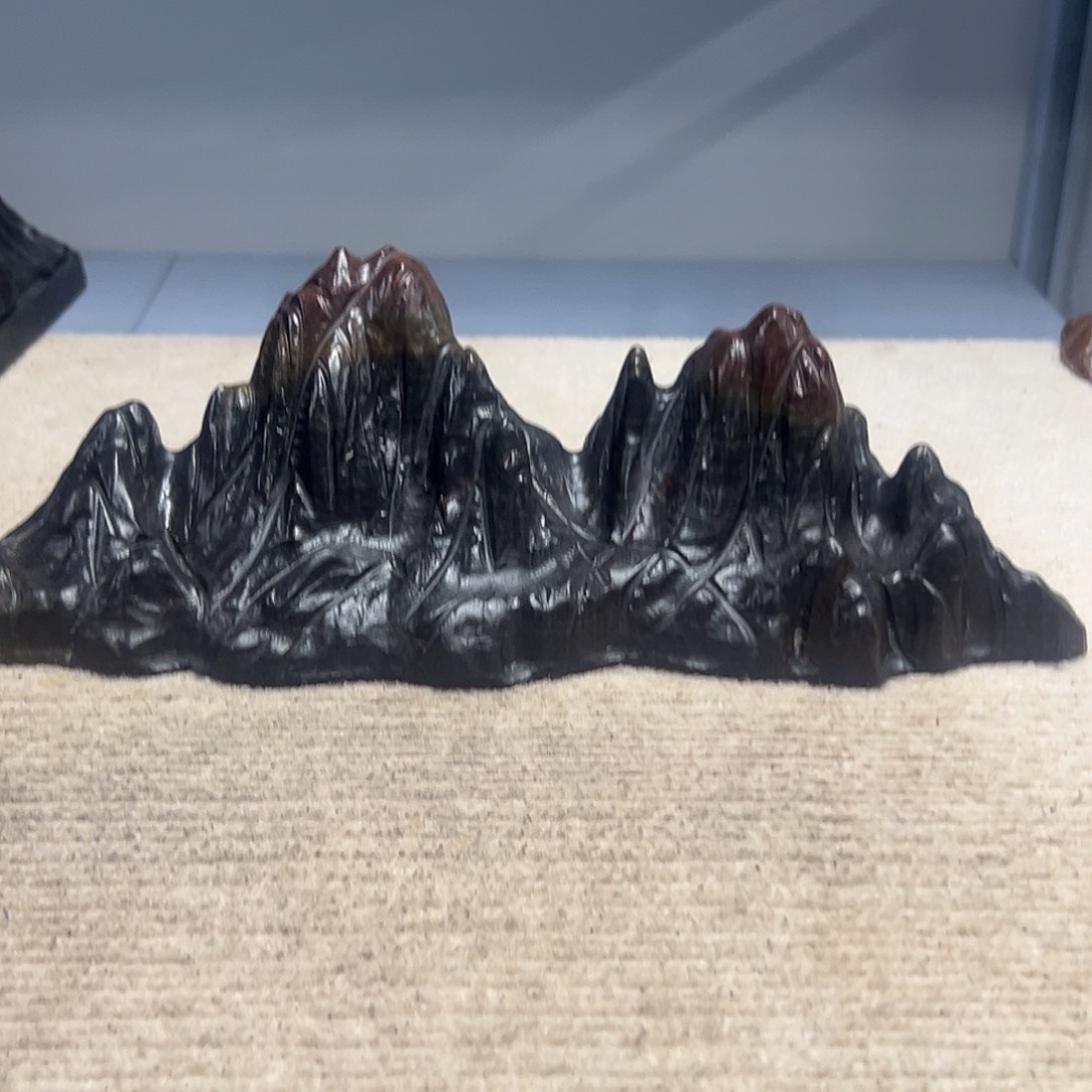 蟹***寶石材灵璧石山型摆件