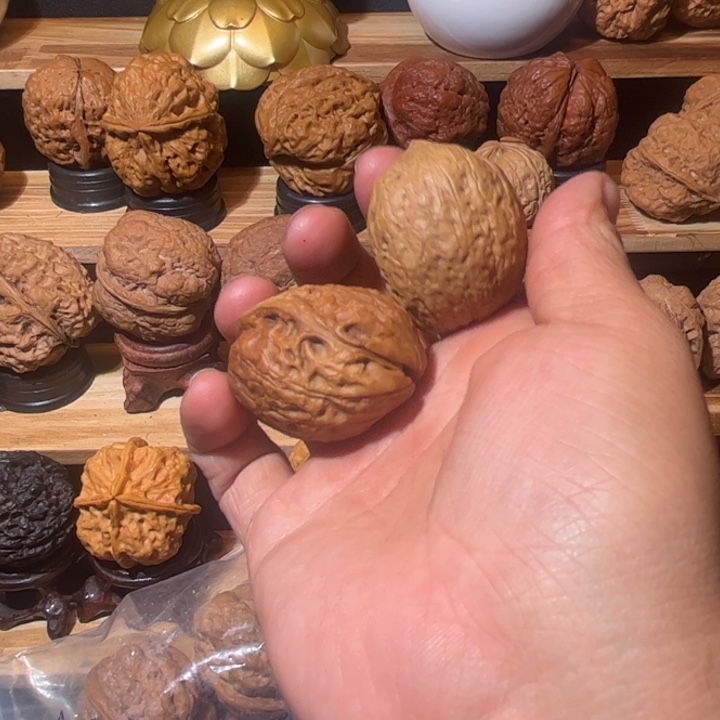 用***4文玩核桃吊坠滇西133