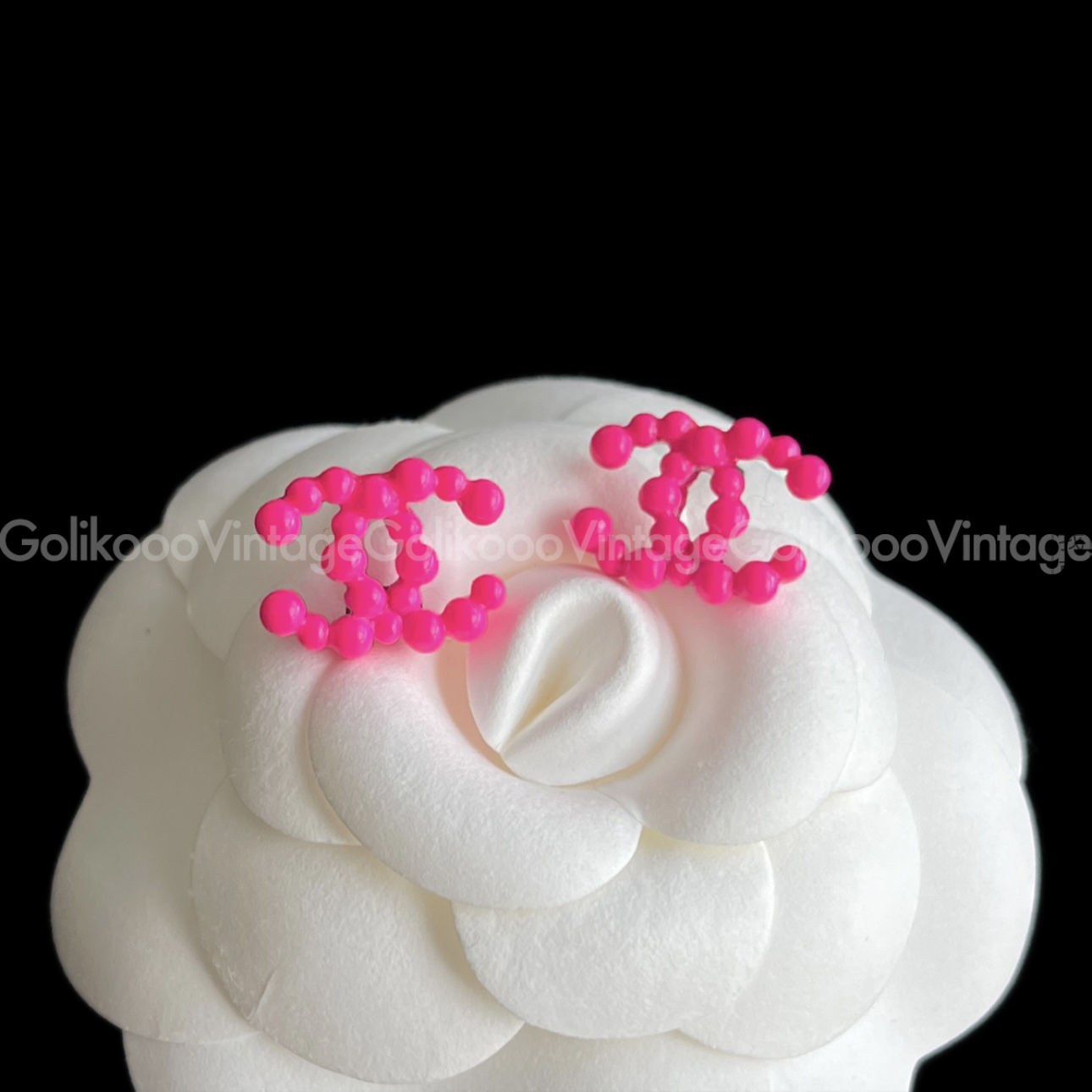 95新 Chanel/香奈儿 Chanel荧光粉球球双C耳钉 RB1122048