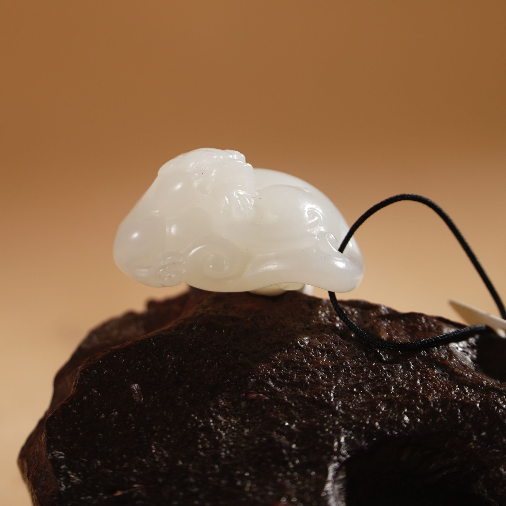 HA00311和田玉白玉吊坠