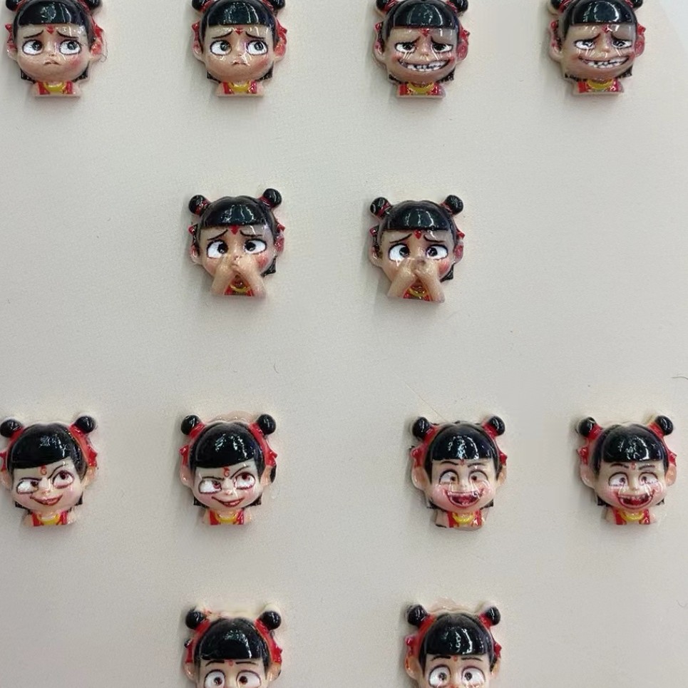 网红爆款哪吒树脂卡通美甲饰品树脂diy穿戴甲配饰 