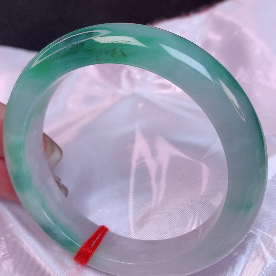 翡翠手镯未镶嵌54 翡翠手镯