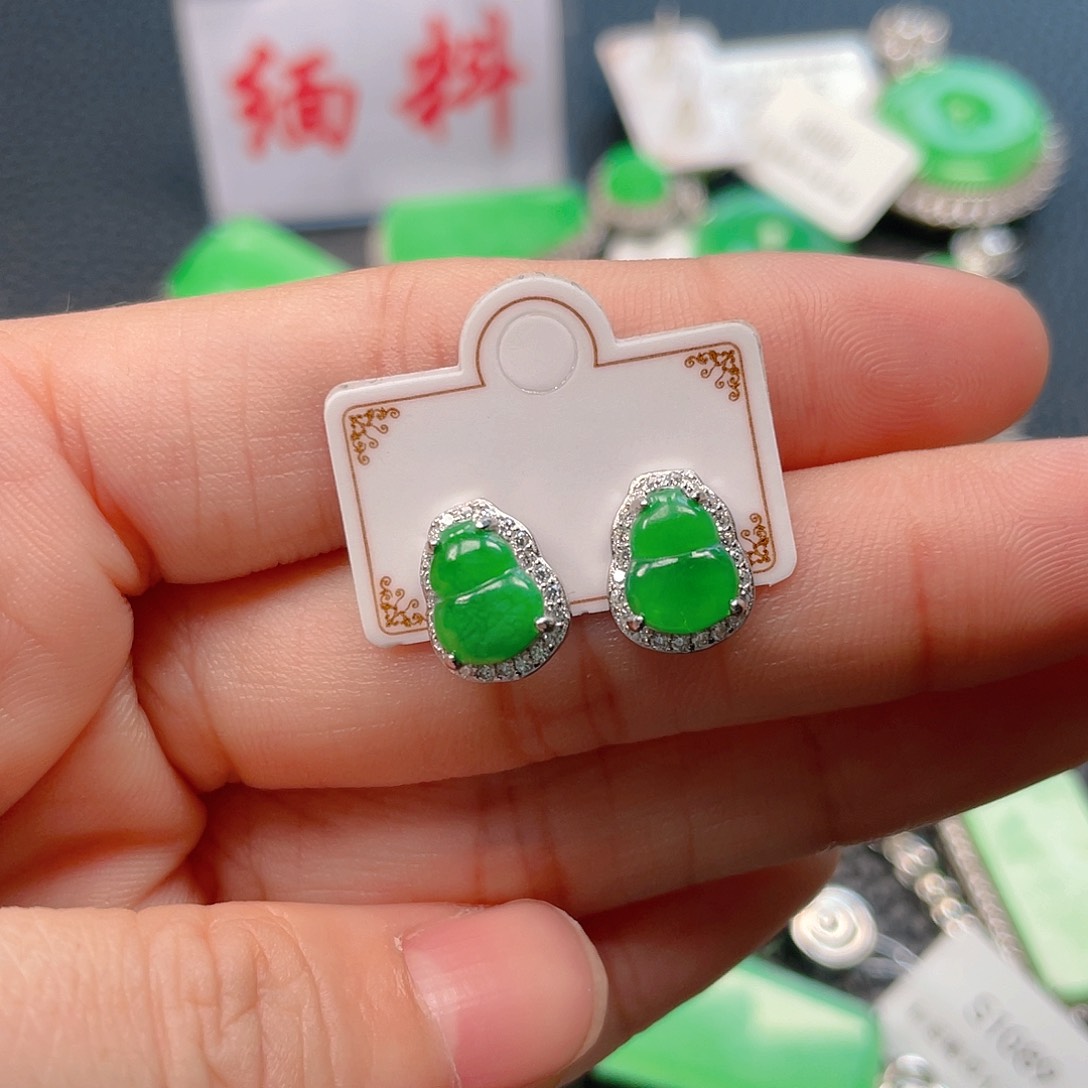 【闪购商品】翡翠吊坠(不含链)银S925镶嵌