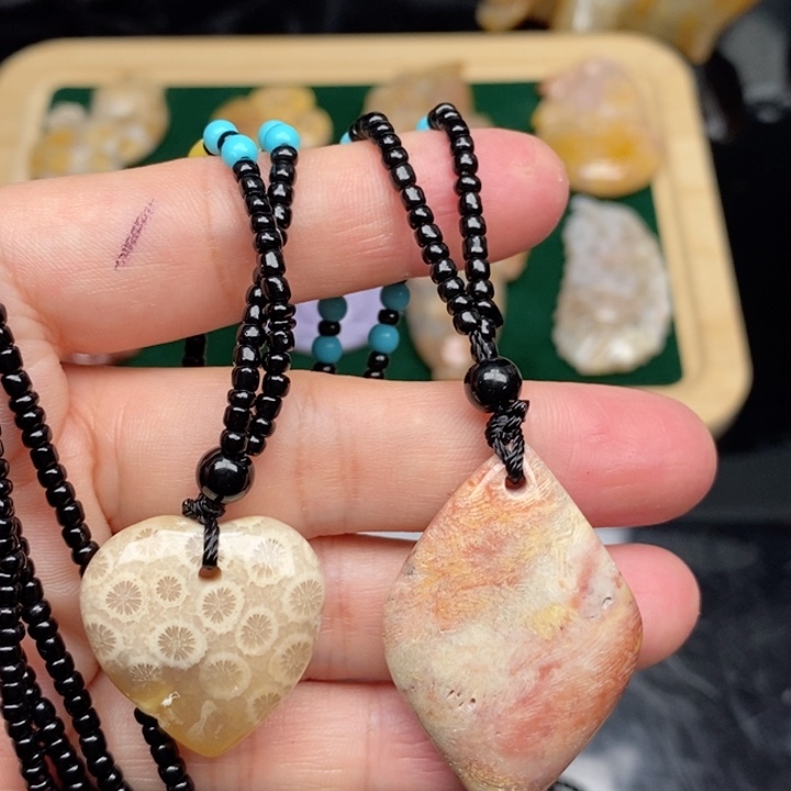 硅化珊瑚（珊瑚玉）手镯未镶嵌