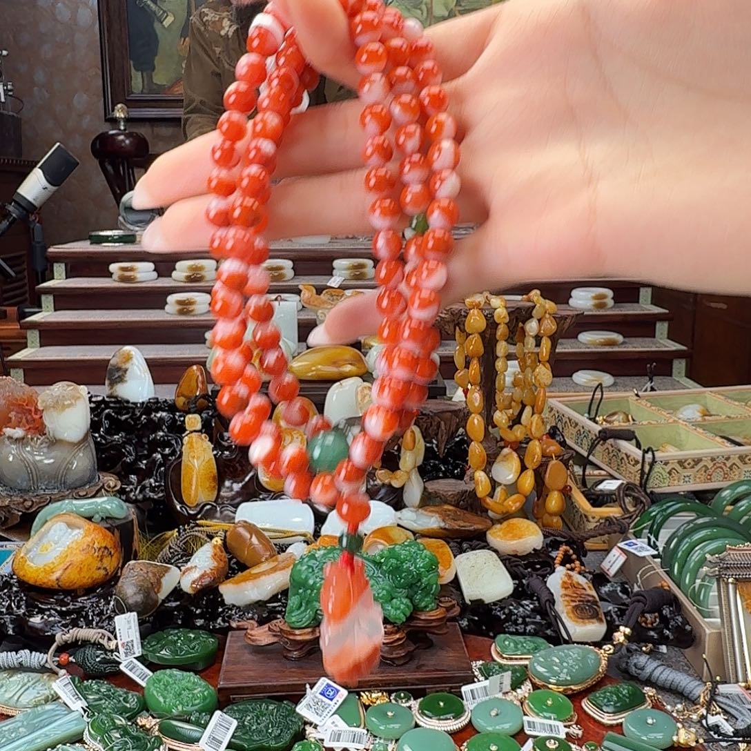 南红玛瑙合金颈饰