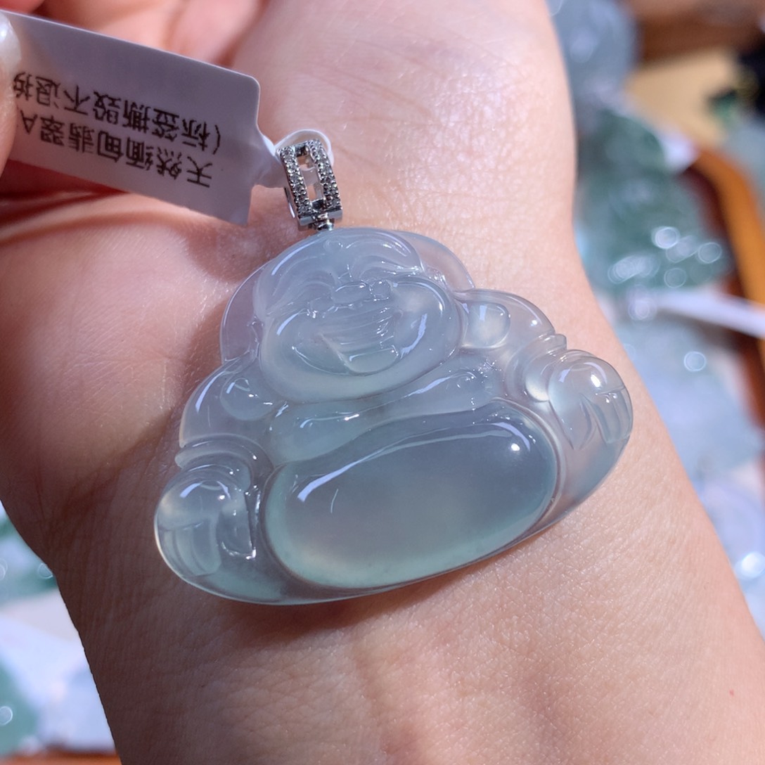 翡翠颈饰18K金镶嵌佛公