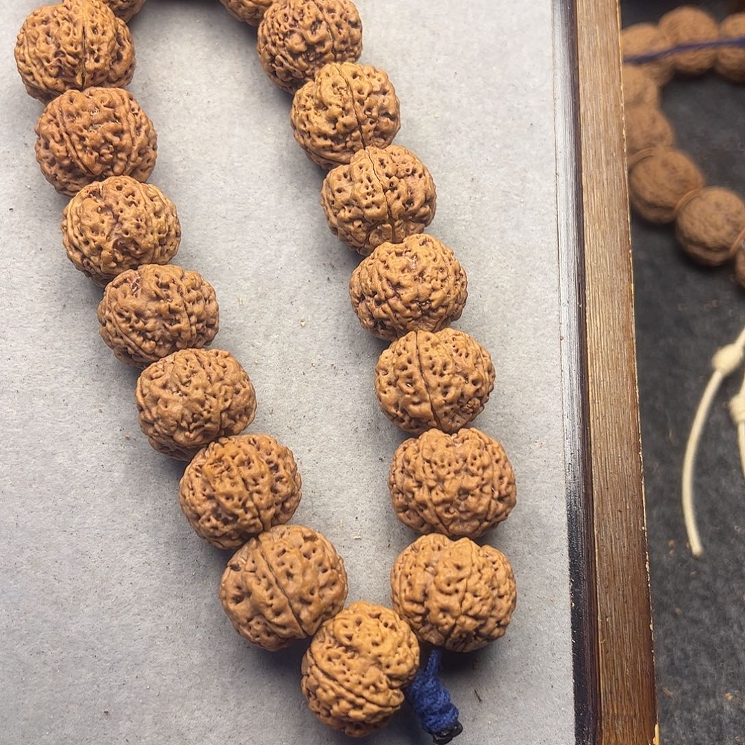 金刚菩提吊坠定制手持22尺