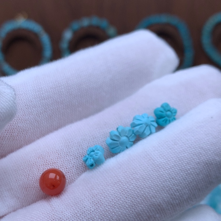 南红玛瑙未镶嵌珠宝奇石