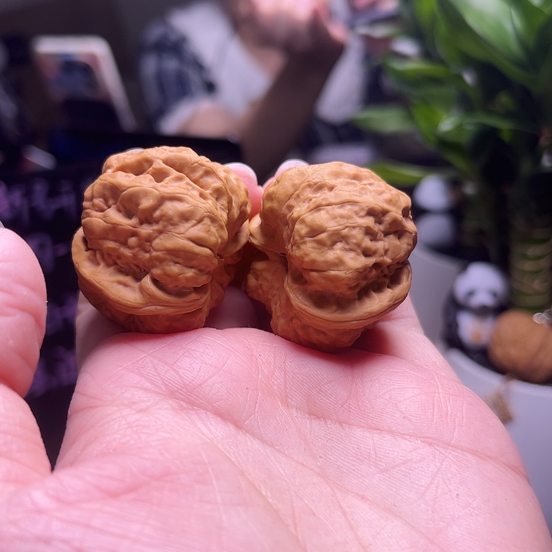 文玩核桃吊坠35尺蛤蟆25