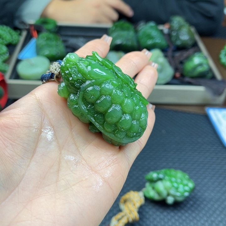 【闪购商品】和田玉（碧玉）颈饰未镶嵌