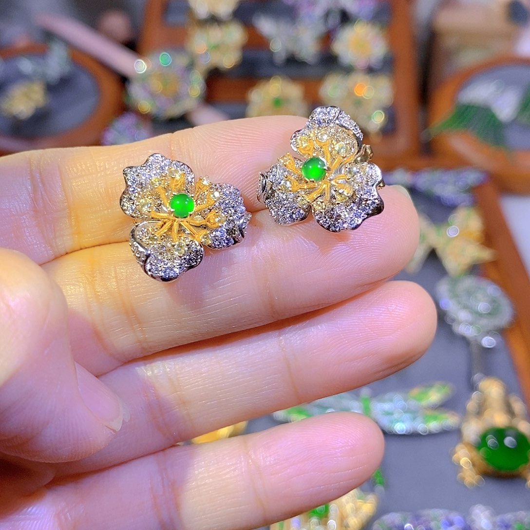 颈饰银S925镶嵌翡翠