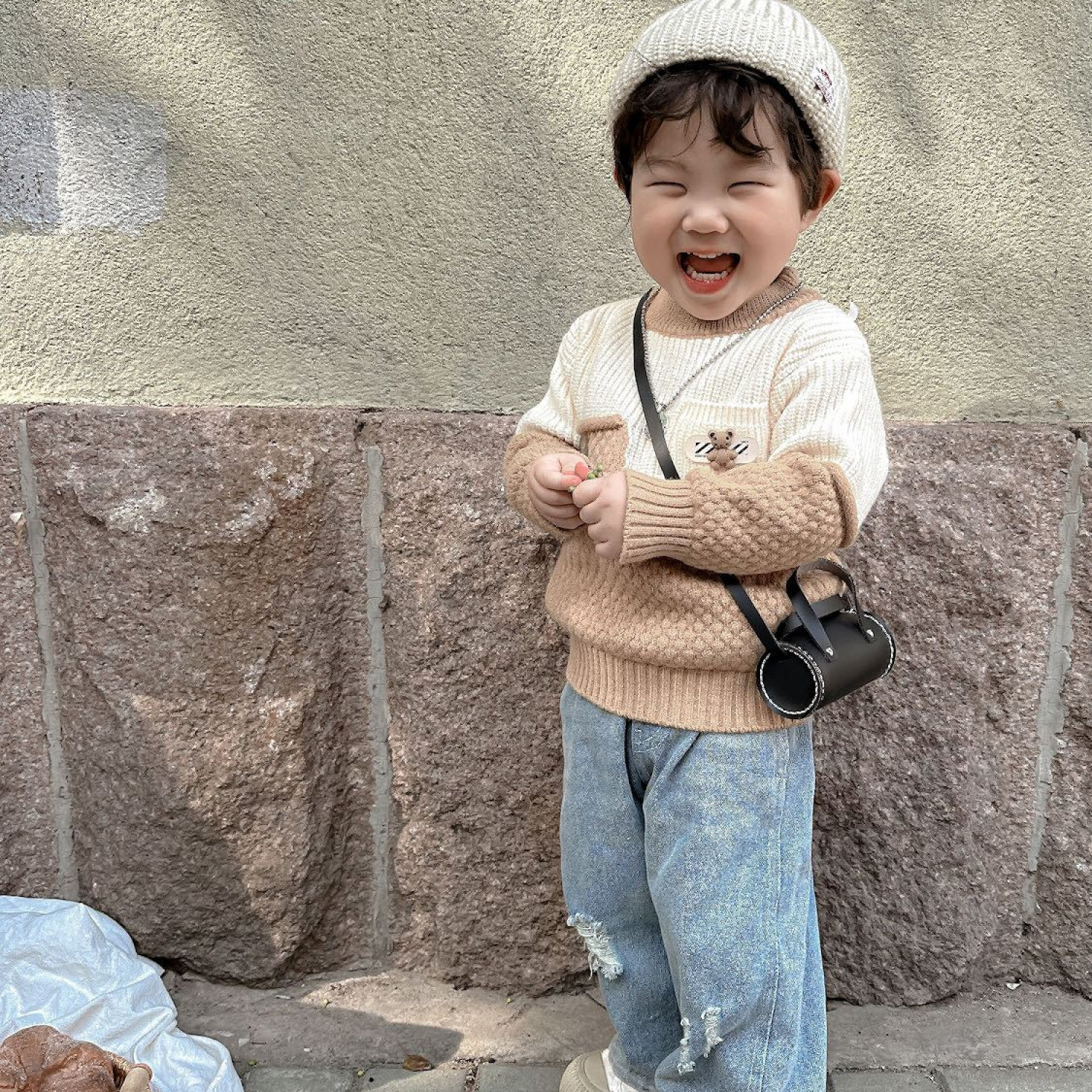 宝宝毛衣2024秋冬新款男童韩系拼色熊针织衫小童爆款时尚毛线上衣