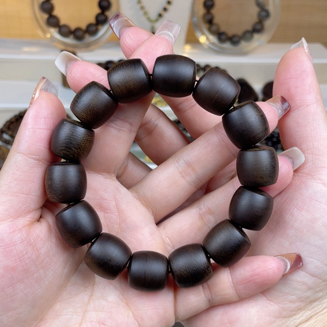 沉香手串金*江越南芽庄白棋楠