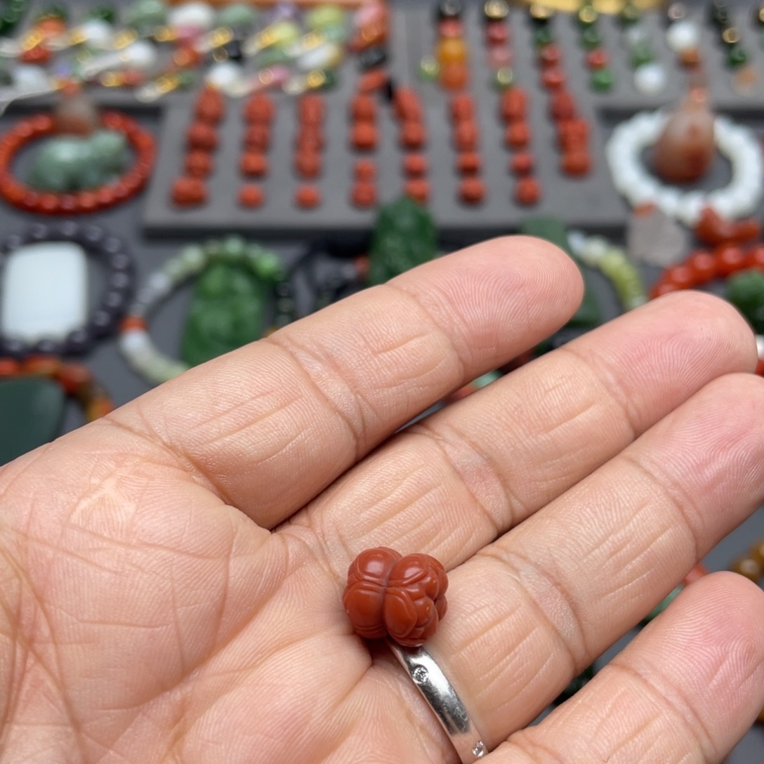 朵***拉玛瑙/玉髓未镶嵌颈饰