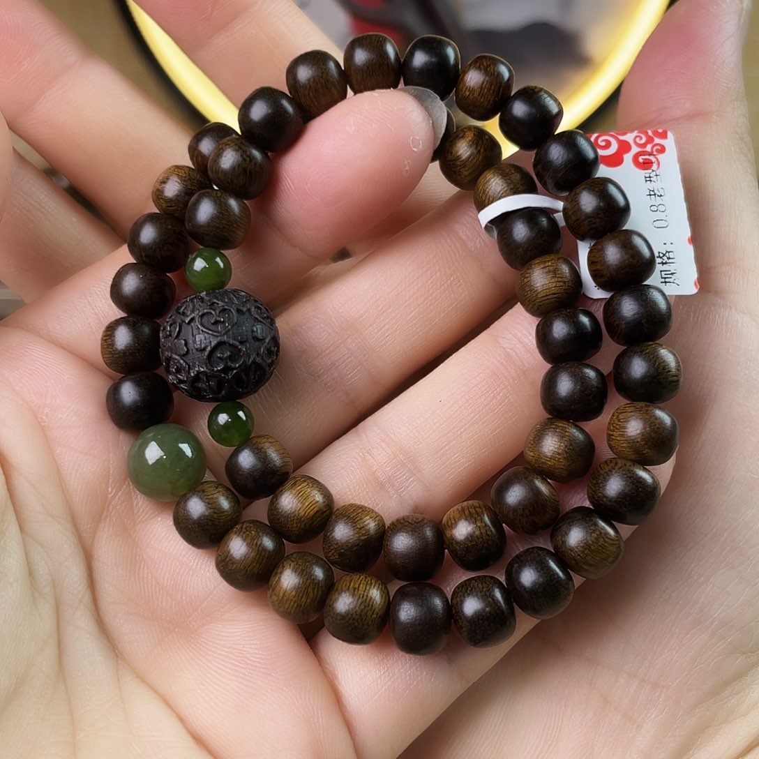 沉香手串富生红土玉化老料瘤疤0.8