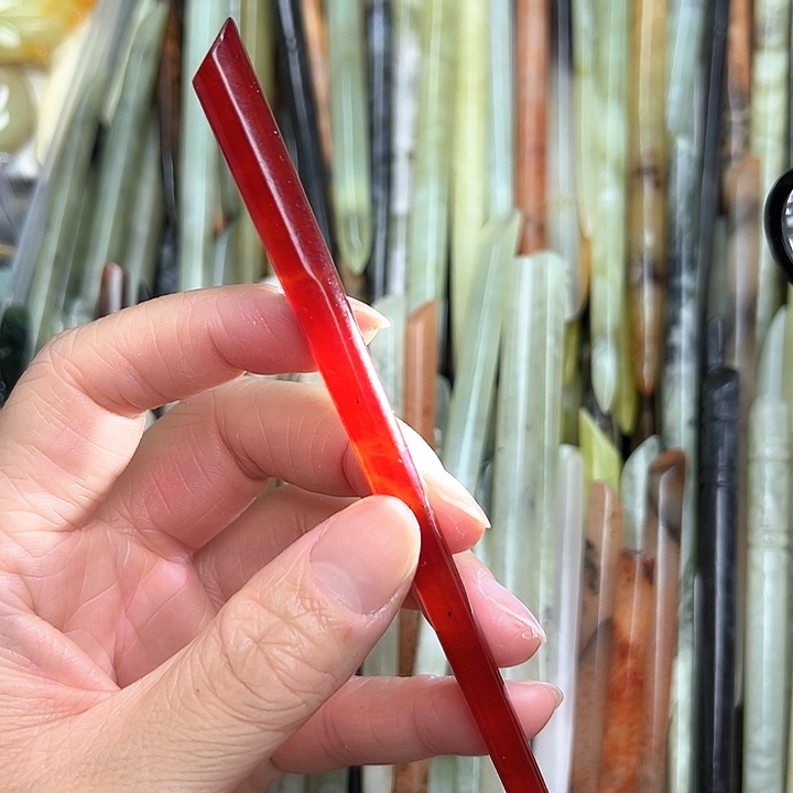 蛇纹石玉未镶嵌发簪