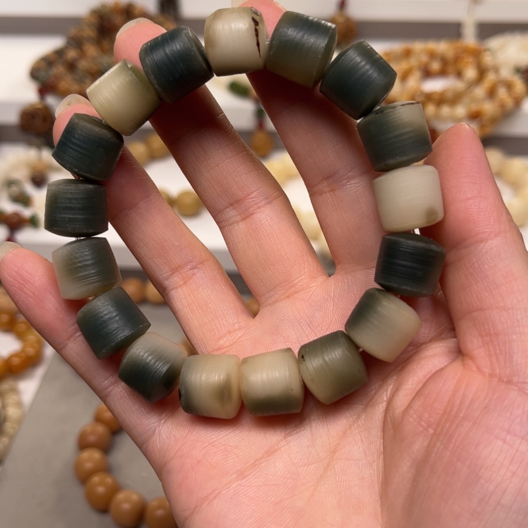 ****生吊坠白玉菩提补差价25