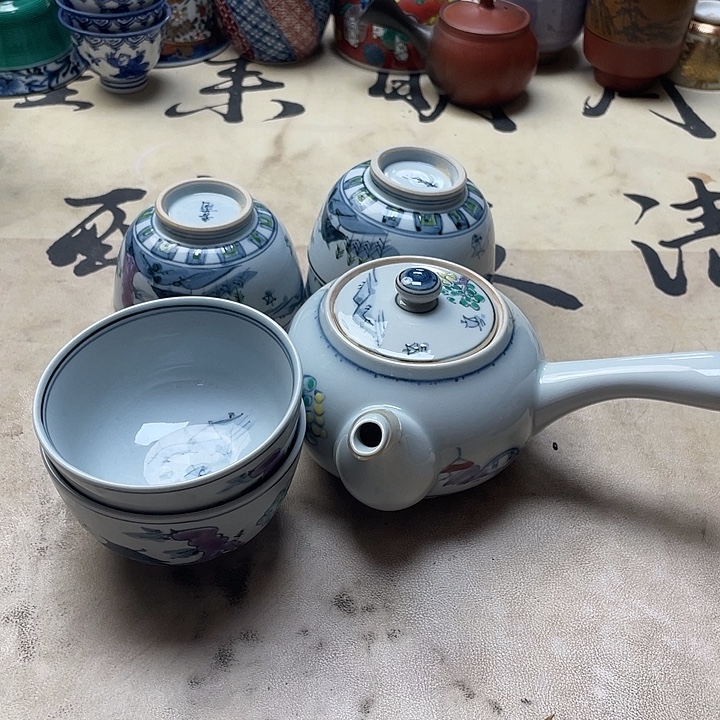 y***.瓷片002 一人直播，看品直播间说序号