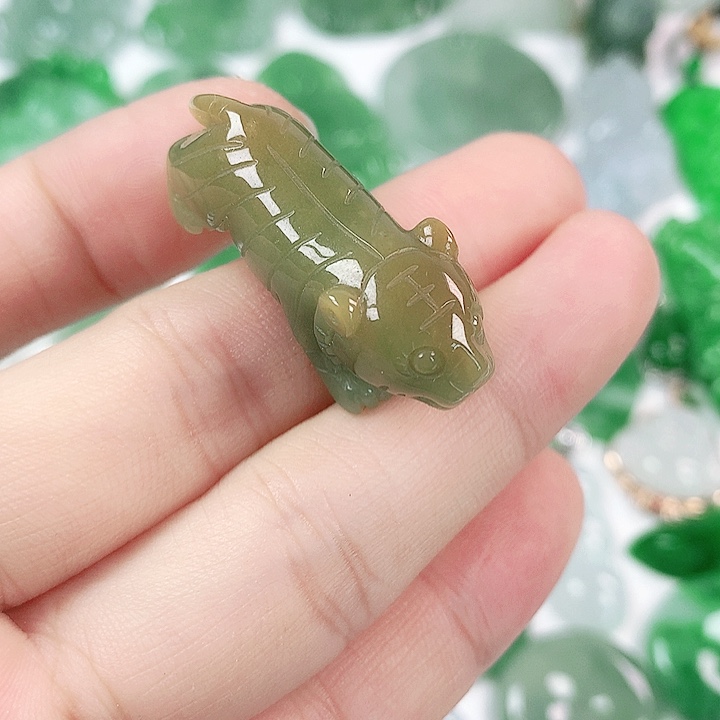 翡翠未镶嵌颈饰缅甸翡翠A货