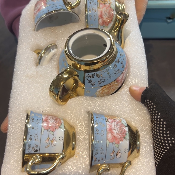 东***星瓷片拾六家的瓷器瓷器