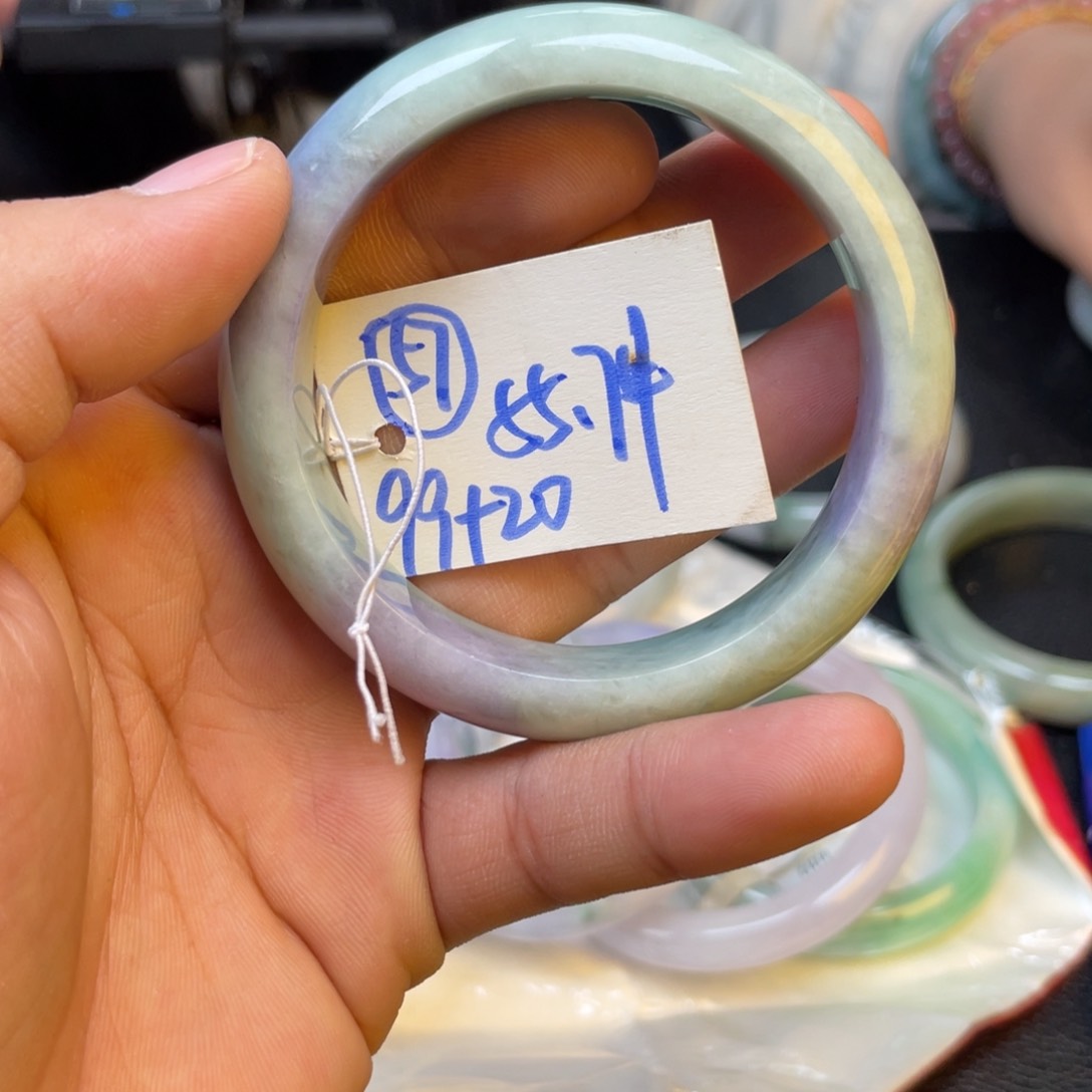 未镶嵌手镯翡翠57