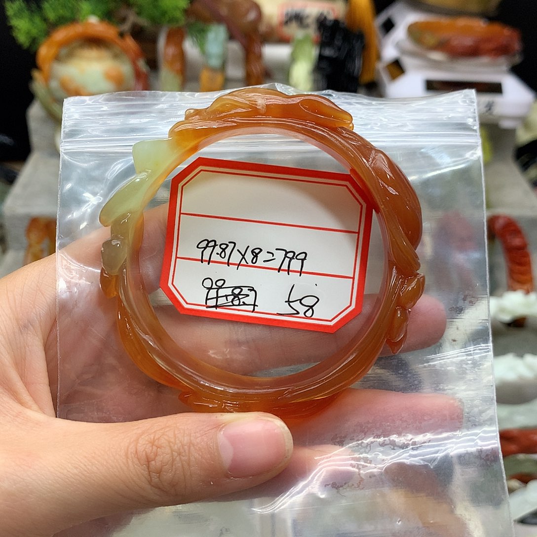 蛇纹石玉未镶嵌手镯清*