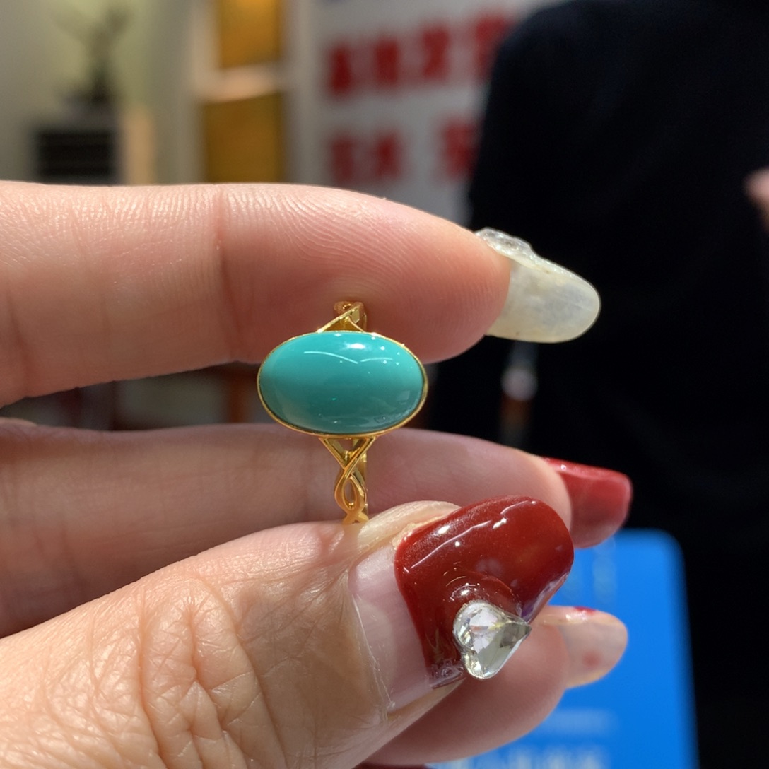 绿松石戒指18K金镶嵌