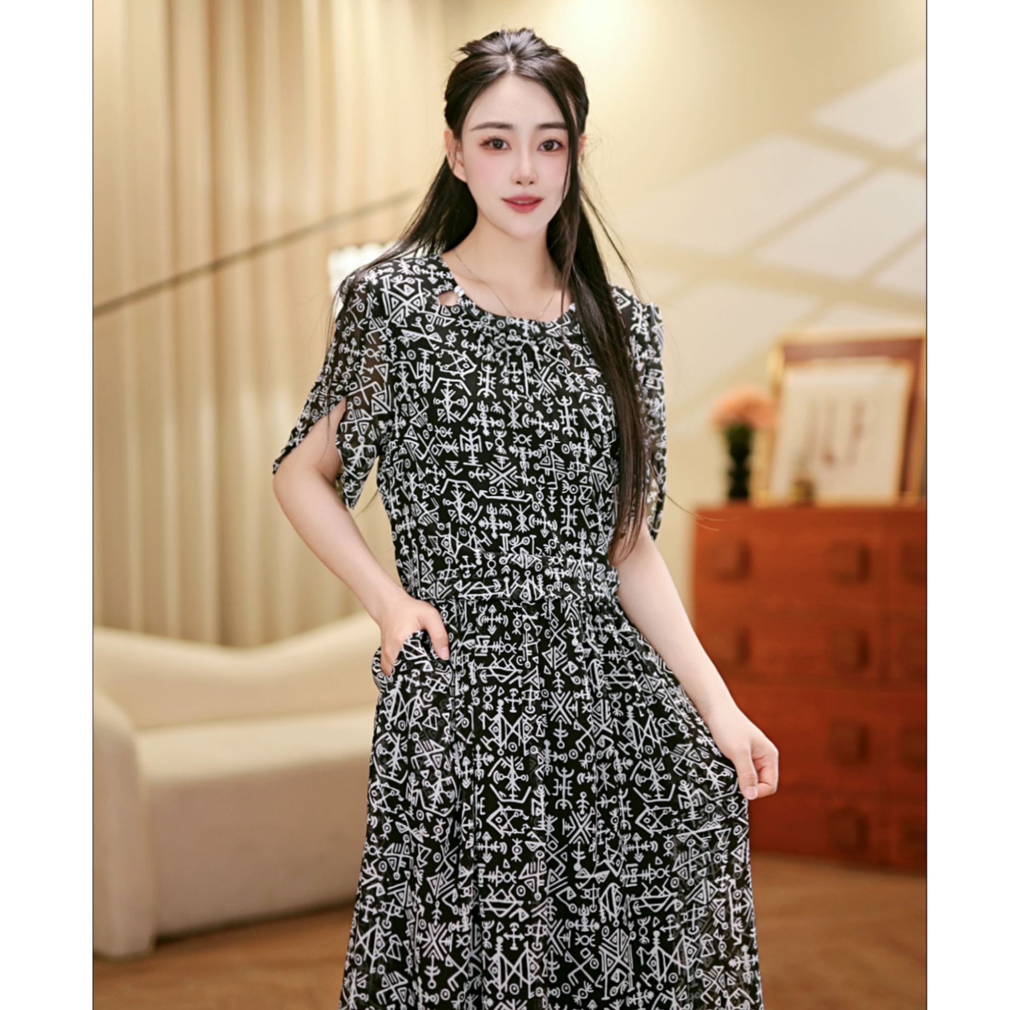 【金好好】爆款夏季新款度假高腰高级刺绣气质收腰显瘦连衣裙