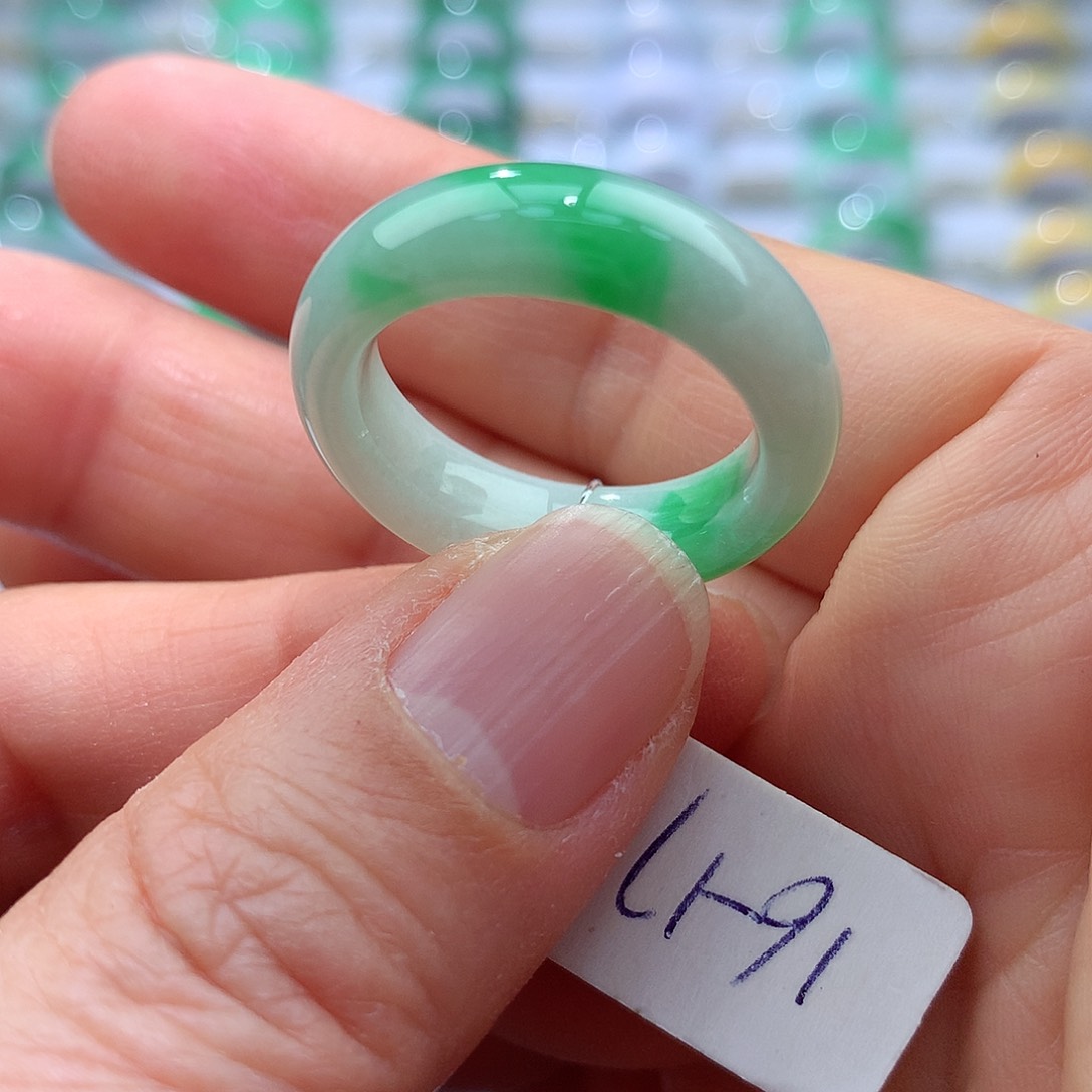 翡翠戒指未镶嵌16-17号