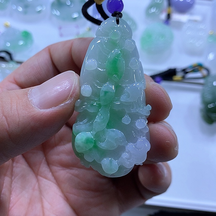 翡翠颈饰未镶嵌天然翡翠A货吊坠