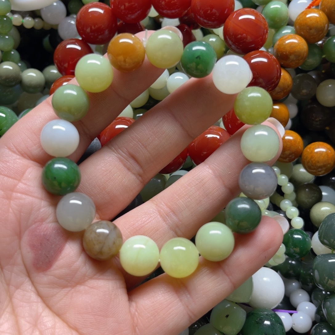 和田玉手链未镶嵌多样性