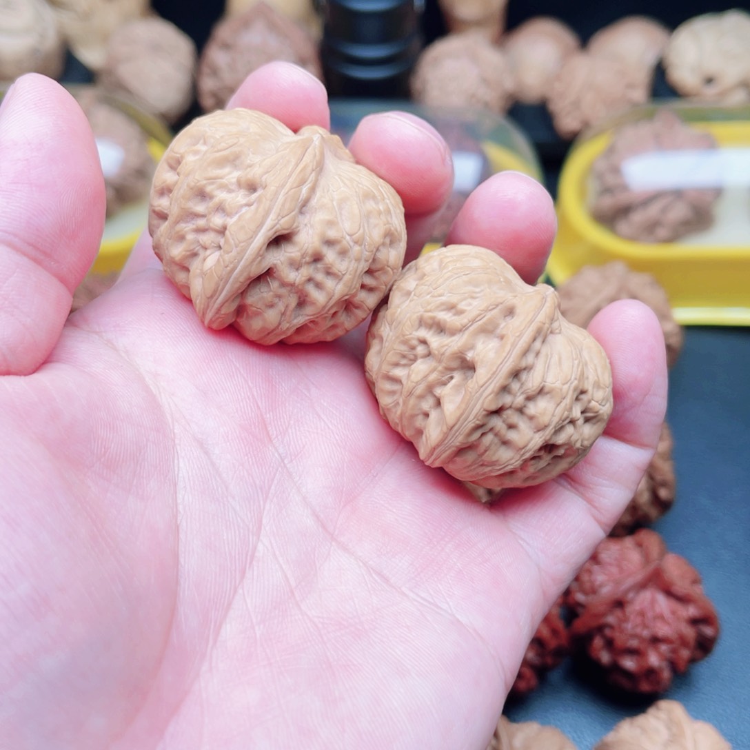 文玩核桃把件平谷元宝39×38×31