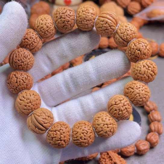 文玩核桃吊坠桃核手串