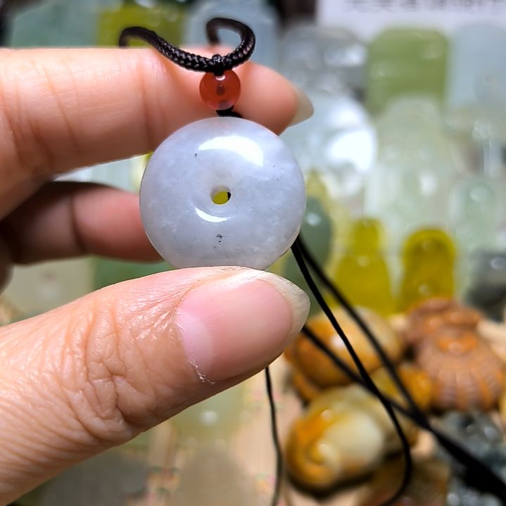 岫玉吊坠(不含链)未镶嵌