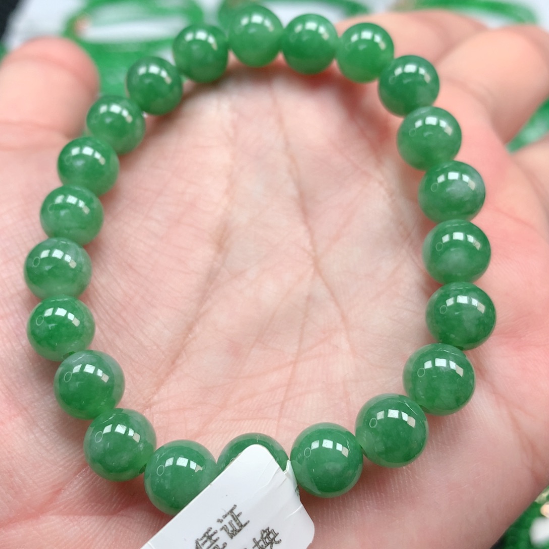 翡翠手链未镶嵌翡翠