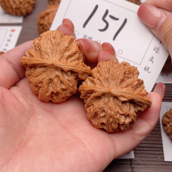 文玩核桃吊坠44.8苹果151