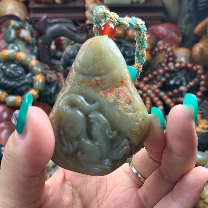 岫岩河磨玉（透闪石质玉）把件未镶嵌