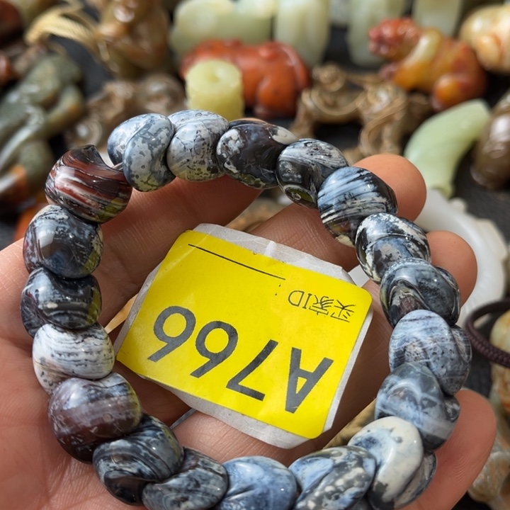 玛瑙/玉髓颈饰合金