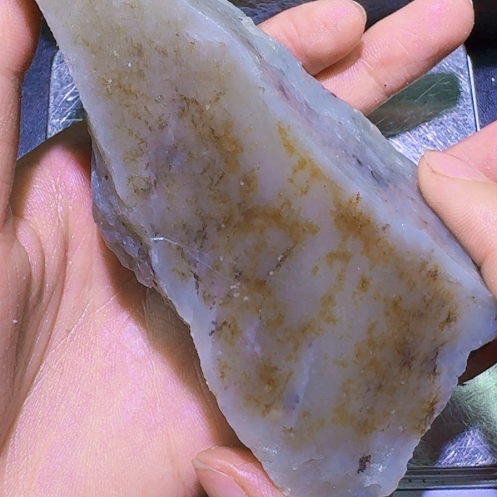 未镶嵌和田玉（糖玉）珠宝半成品